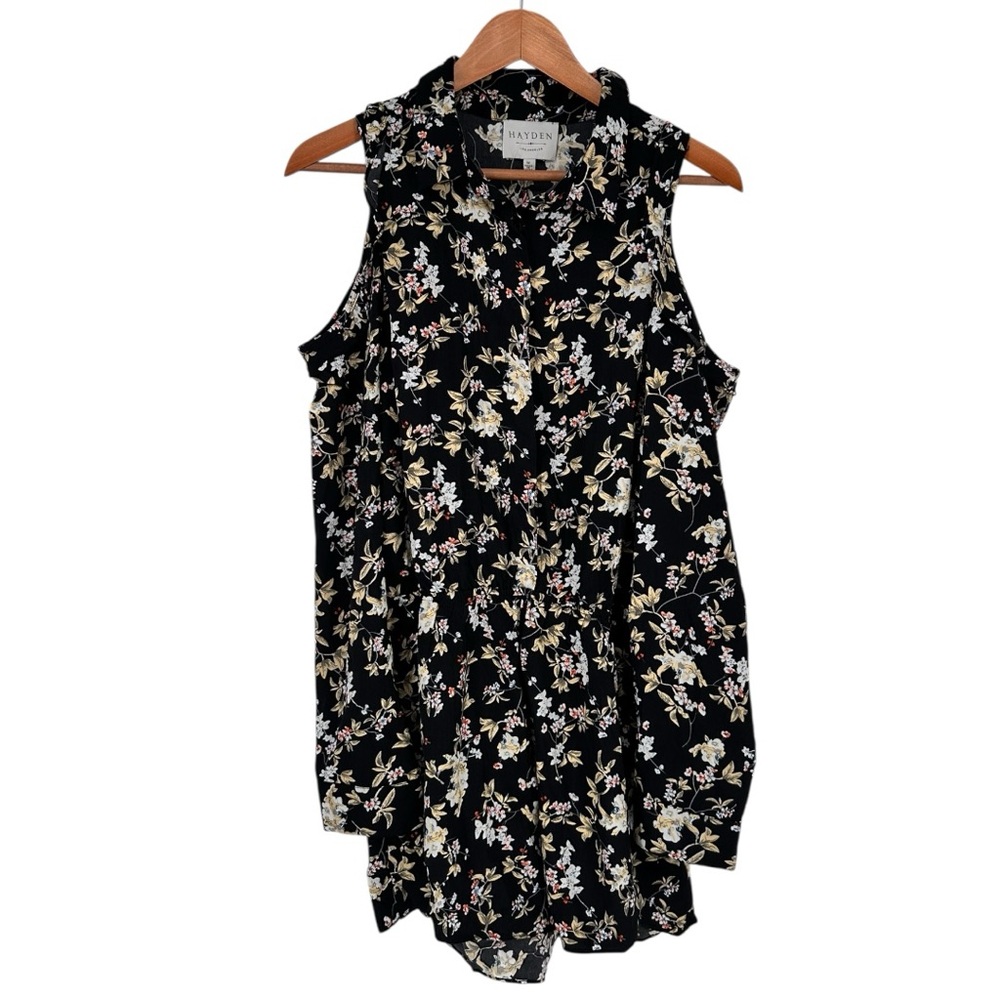 Hayden LA Black Floral Print Romper size Medium Cold Shoulder Long Sleeve NWT